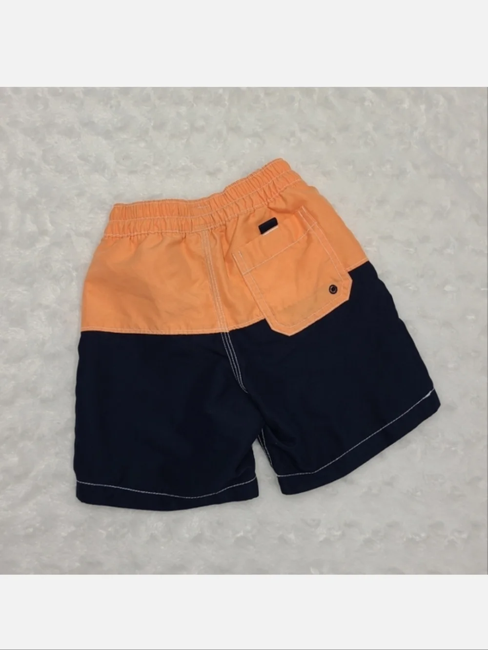 GAP navy light